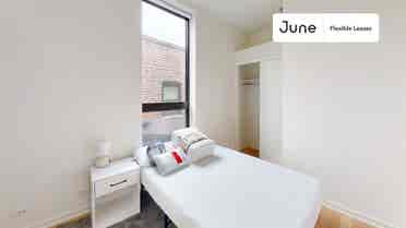 4 BR in Chicago
