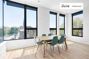 4 BR in Chicago