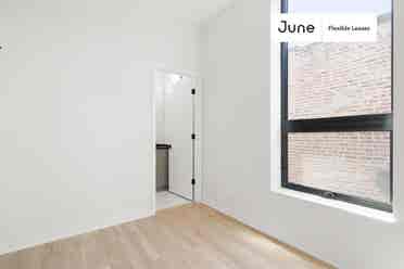 4 BR in Chicago