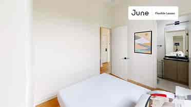 4 BR in Chicago