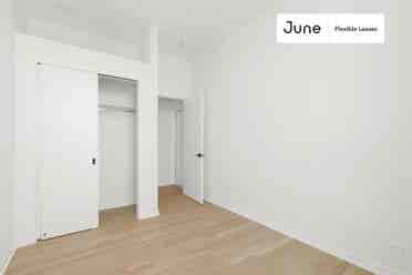 4 BR in Chicago