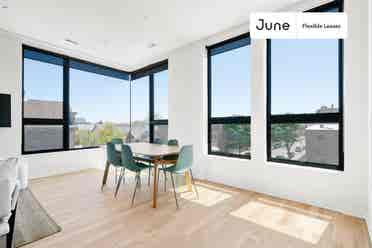 4 BR in Chicago