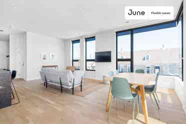 4 BR in Chicago