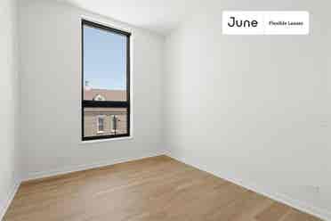 4 BR in Chicago