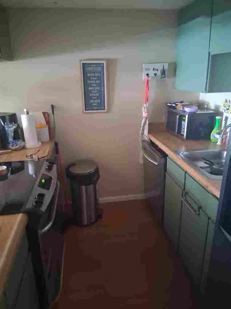 Room for rent , top floor yours!