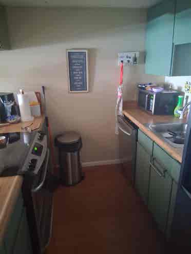 Room for rent , top floor yours!