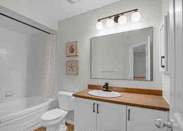 2 Rooms for Rent – Girls Only