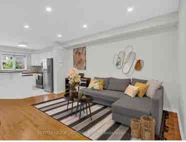 2 Rooms for Rent – Girls Only