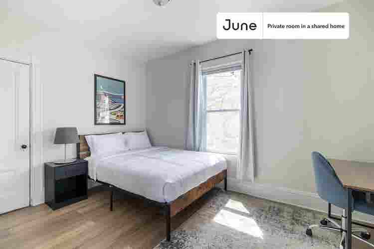 3 BR in Boston