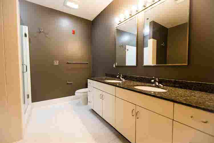 Spacious 2nd Ave N Downtown Loft
