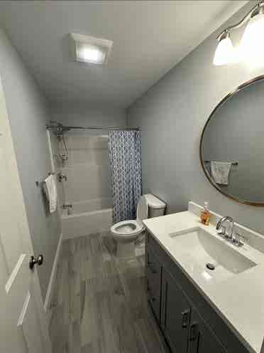 Room for rent w Private bathroom.