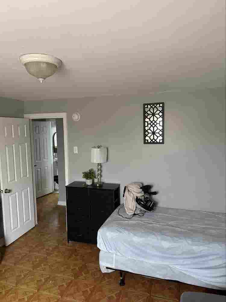 Room For Rent!!
