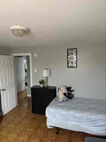 Room For Rent!!