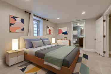 4 BR in Denver
