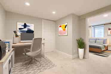 4 BR in Denver