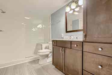4 BR in Denver