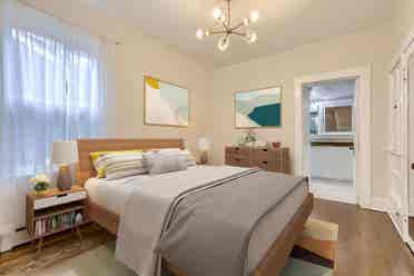 4 BR in Denver