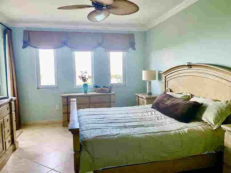 Intercoastal waterfront Condo