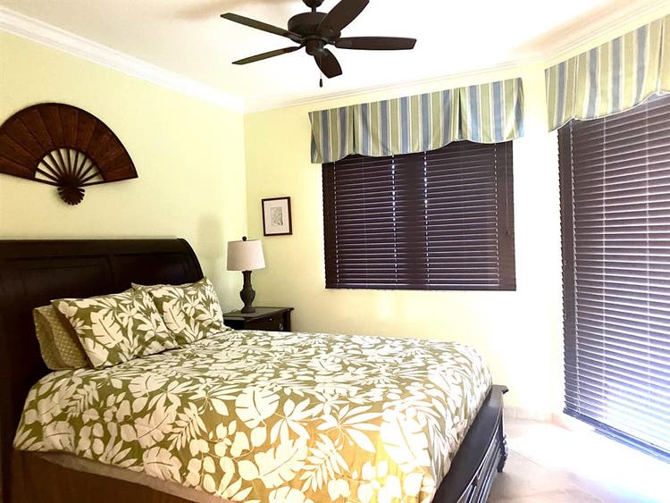 Intercoastal waterfront Condo
