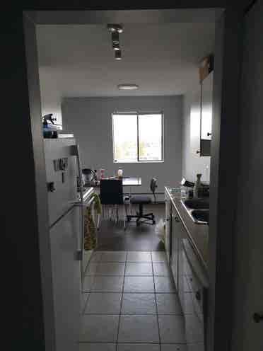 Looking for a roommate (long term)