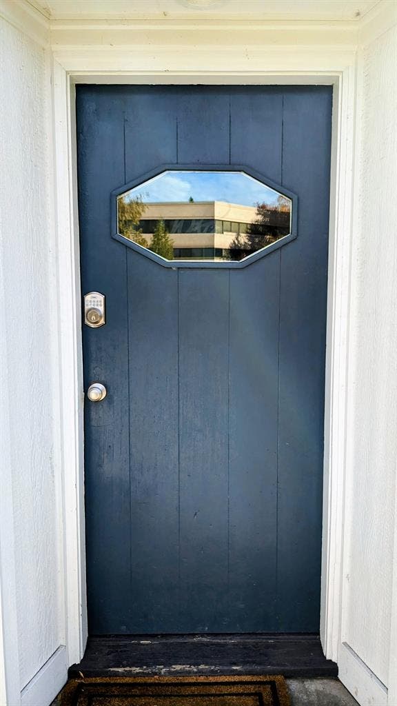 Seeking single tenant without pet