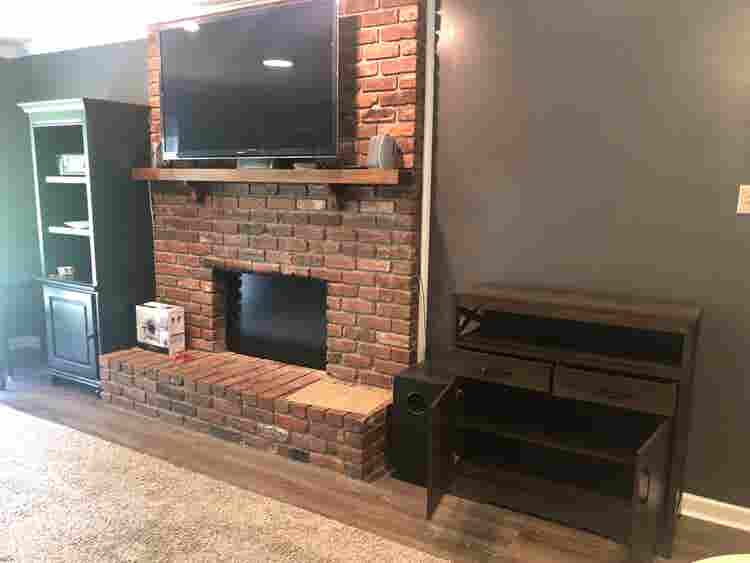 3-Rm Suite, includes Garage& Utils!