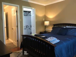 3-Rm Suite, includes Garage& Utils!