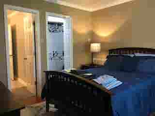 3-Rm Suite, includes Garage& Utils!