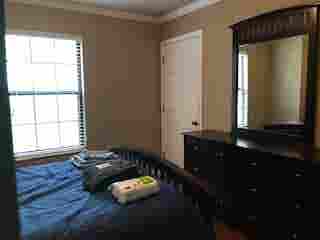 3-Rm Suite, includes Garage& Utils!