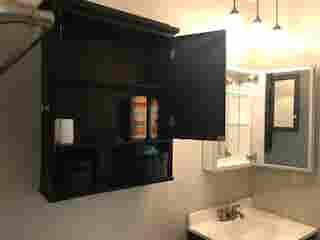 3-Rm Suite, includes Garage& Utils!