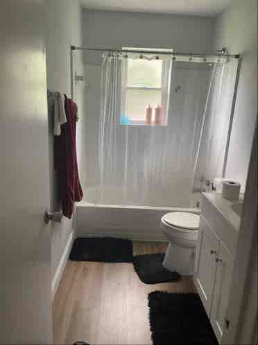 Private room for rent shared bath