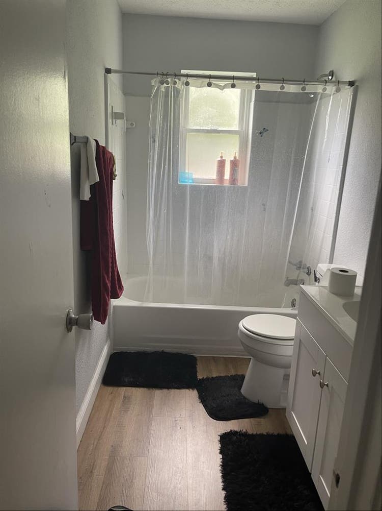 Private room for rent shared bath