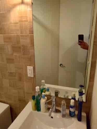 Looking for a chill roommate