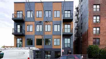 Looking for a chill roommate