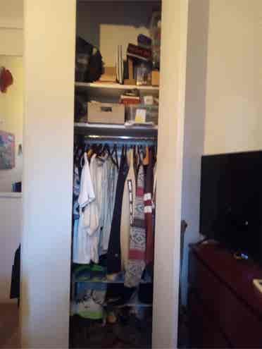 Looking for a chill roommate