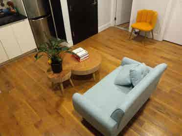 Looking for a chill roommate