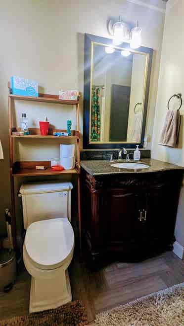 Seeking single tenant without pets