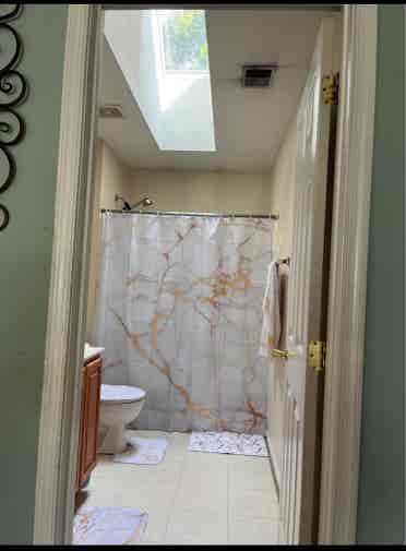 Large bedroom for rent with all