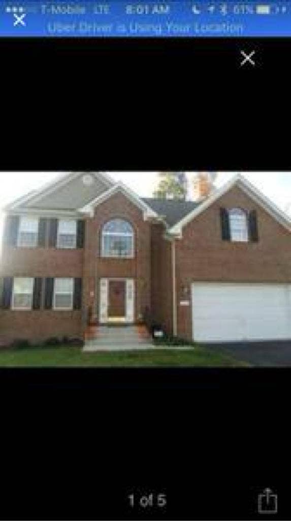 Large bedroom for rent with all