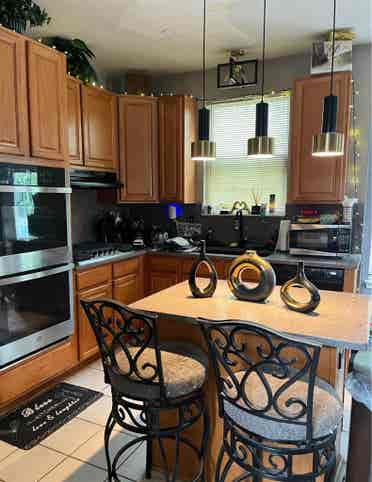 Large bedroom for rent with all