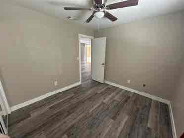 2 bedrooms available, quiet home
