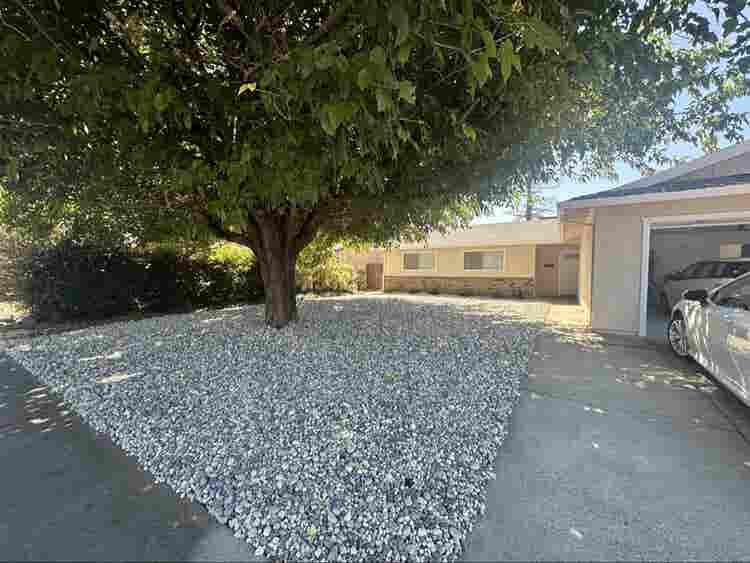bedroom available, quiet home