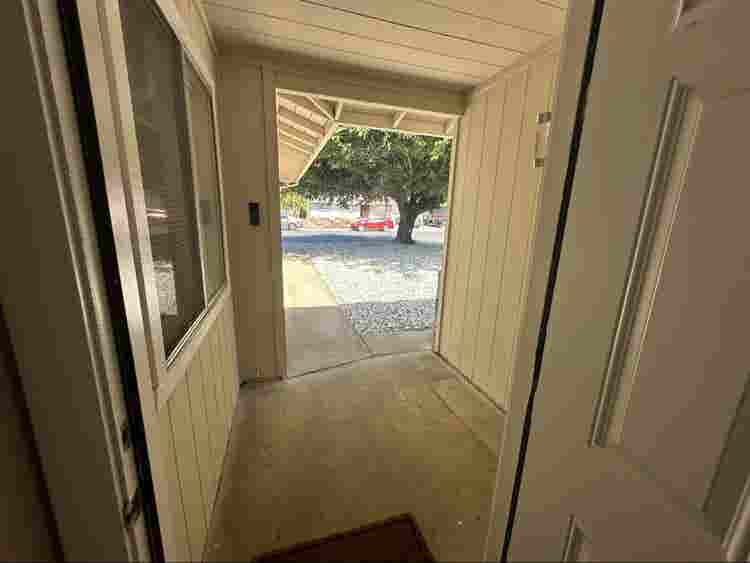bedroom available, quiet home