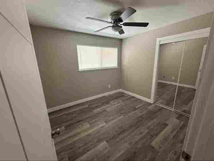 bedroom available, quiet home