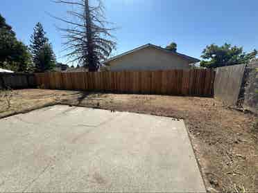 2 bedrooms available, quiet home