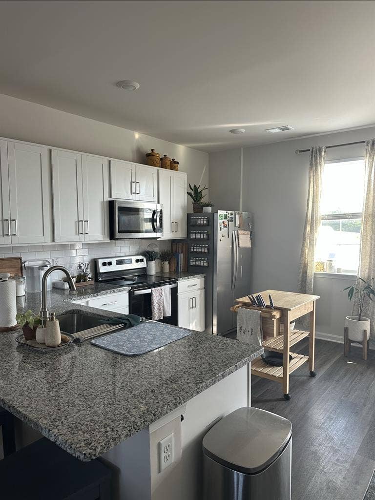 Female Roommate Needed!