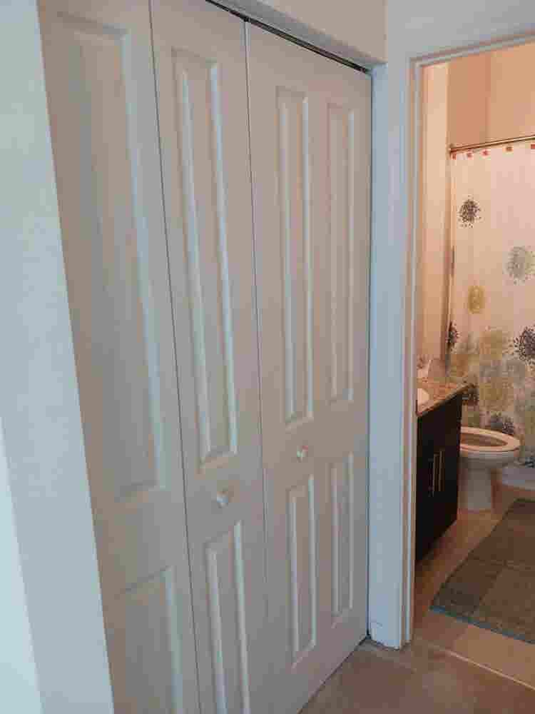Roommate Wanted