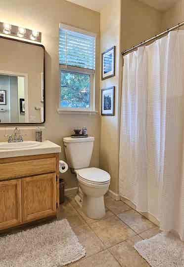 Room fully furnished