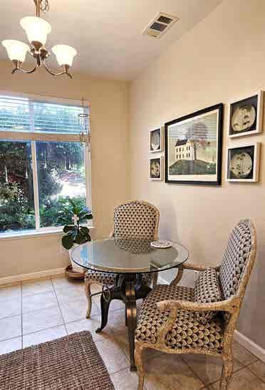 Room fully furnished