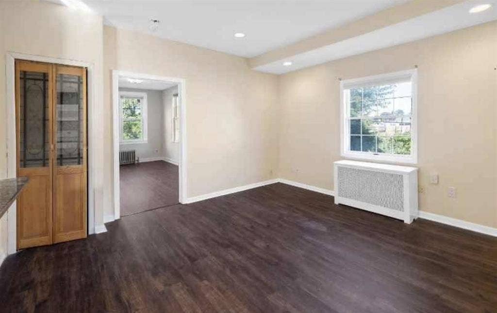 🙋♀️looking for 3 female roommates